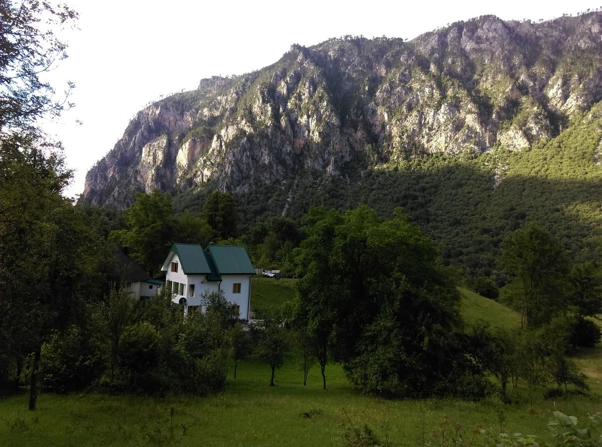 Загородные дома Vila Montana Dobrilovina-22