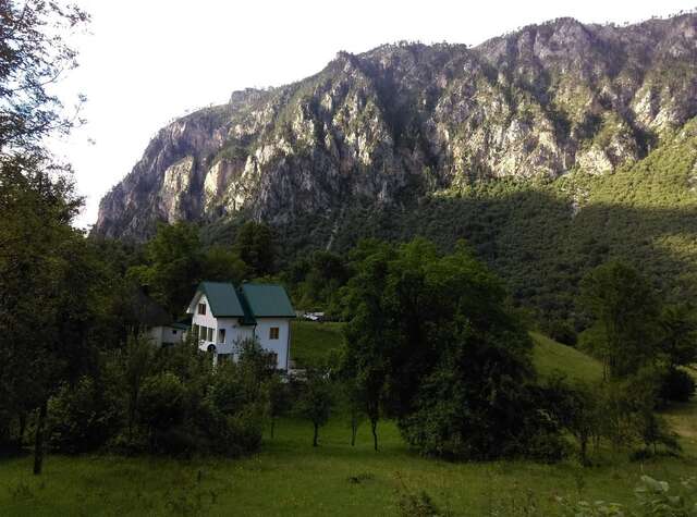 Загородные дома Vila Montana Dobrilovina-21